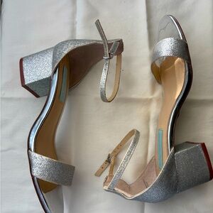 Betsey Johnson block heel sandal